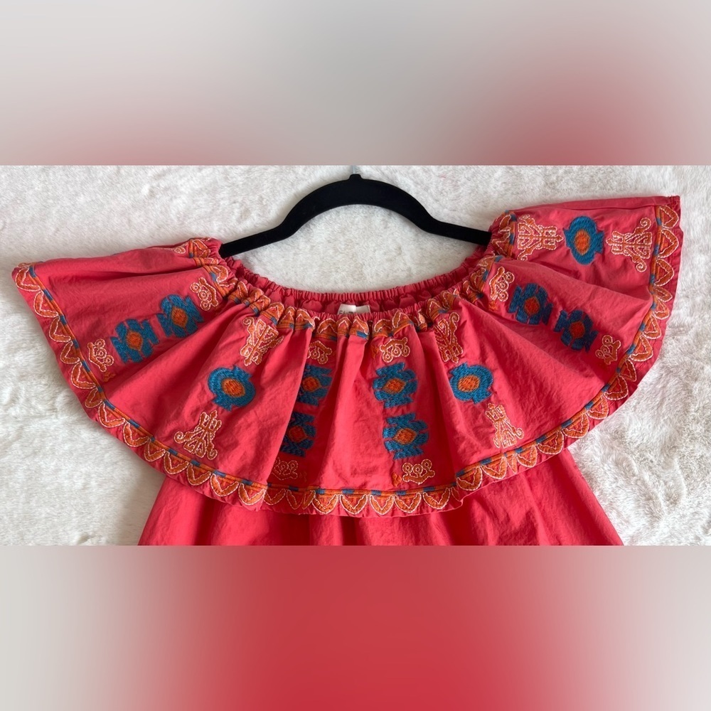 VALZERA EMBROIDERED DRESS SIZE SMALL - Picture 5 of 10
